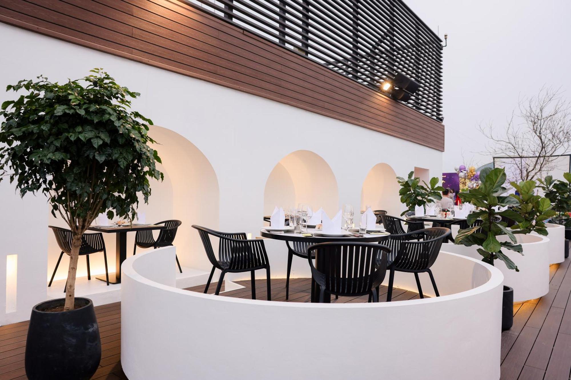 Somerset West Point Hanoi Bagian luar foto