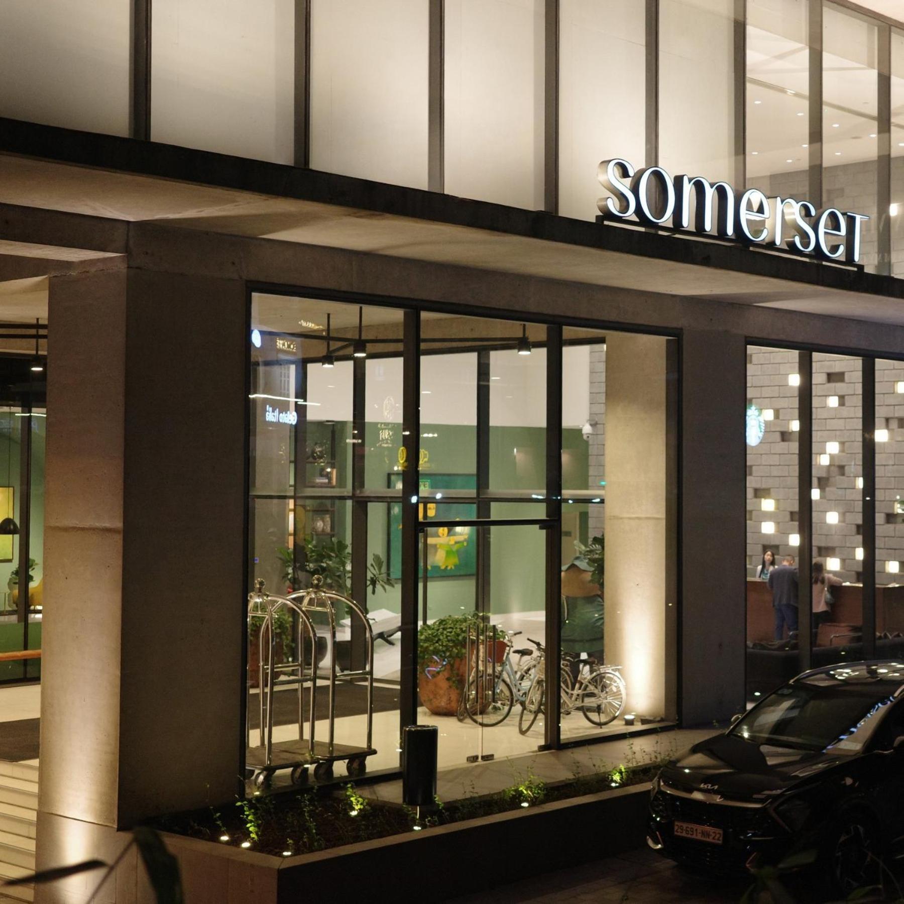 Somerset West Point Hanoi Bagian luar foto